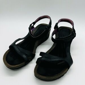 Teva Women’s Cabrillo Crossover Wedge Black Leather Sandals Size 9